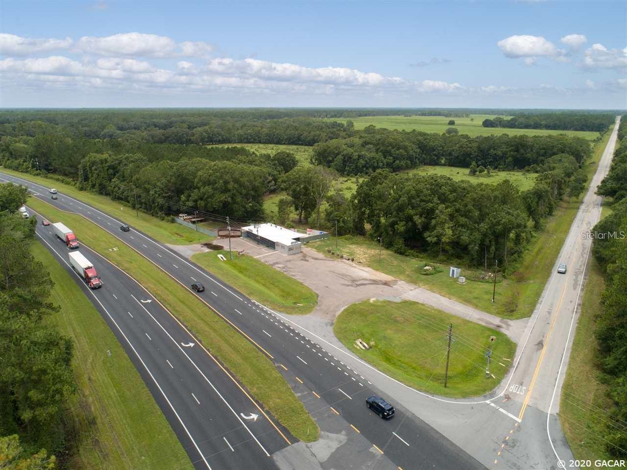 19510 Ne Us Highway 301 Property Photo 1
