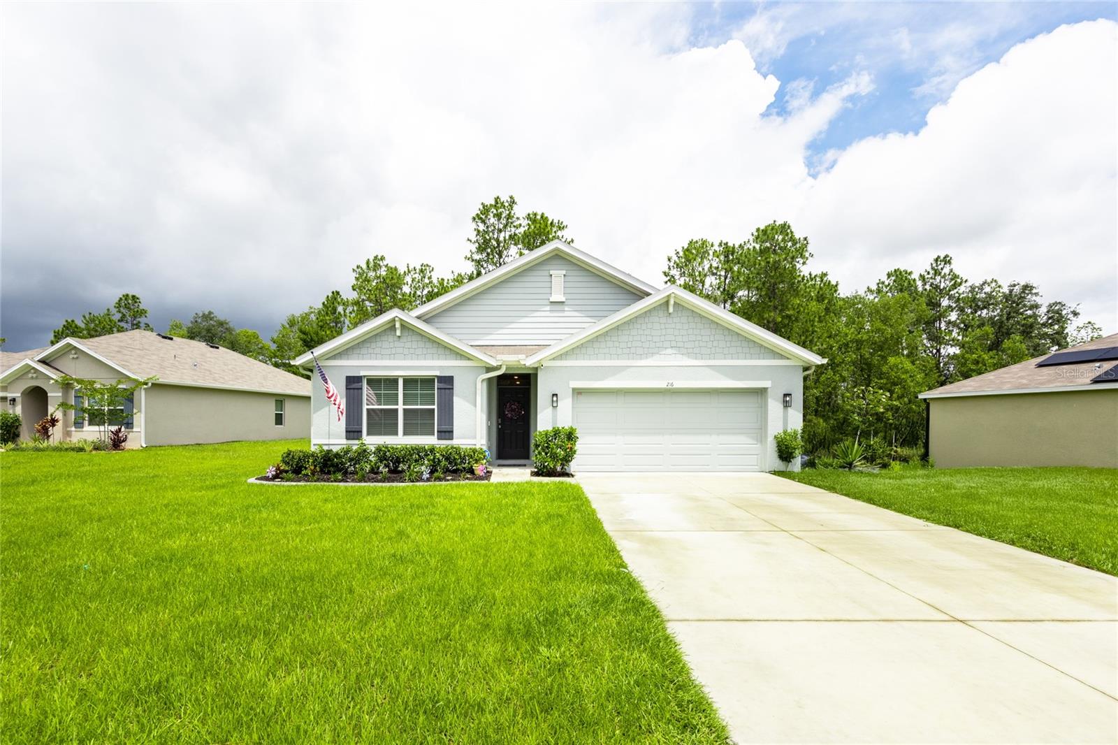 216 HICKORY COURSE Property Photo 1
