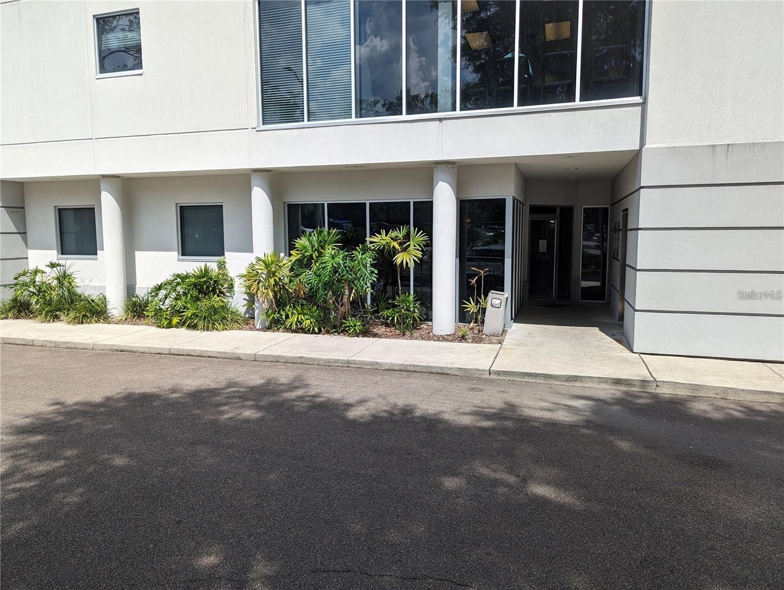 4741 Nw 8th Ave #suite C Property Photo 2