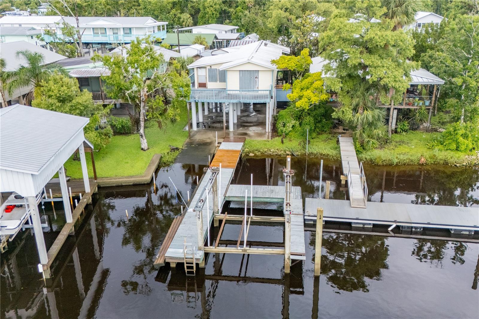 28 Ne 229th St Property Photo 1