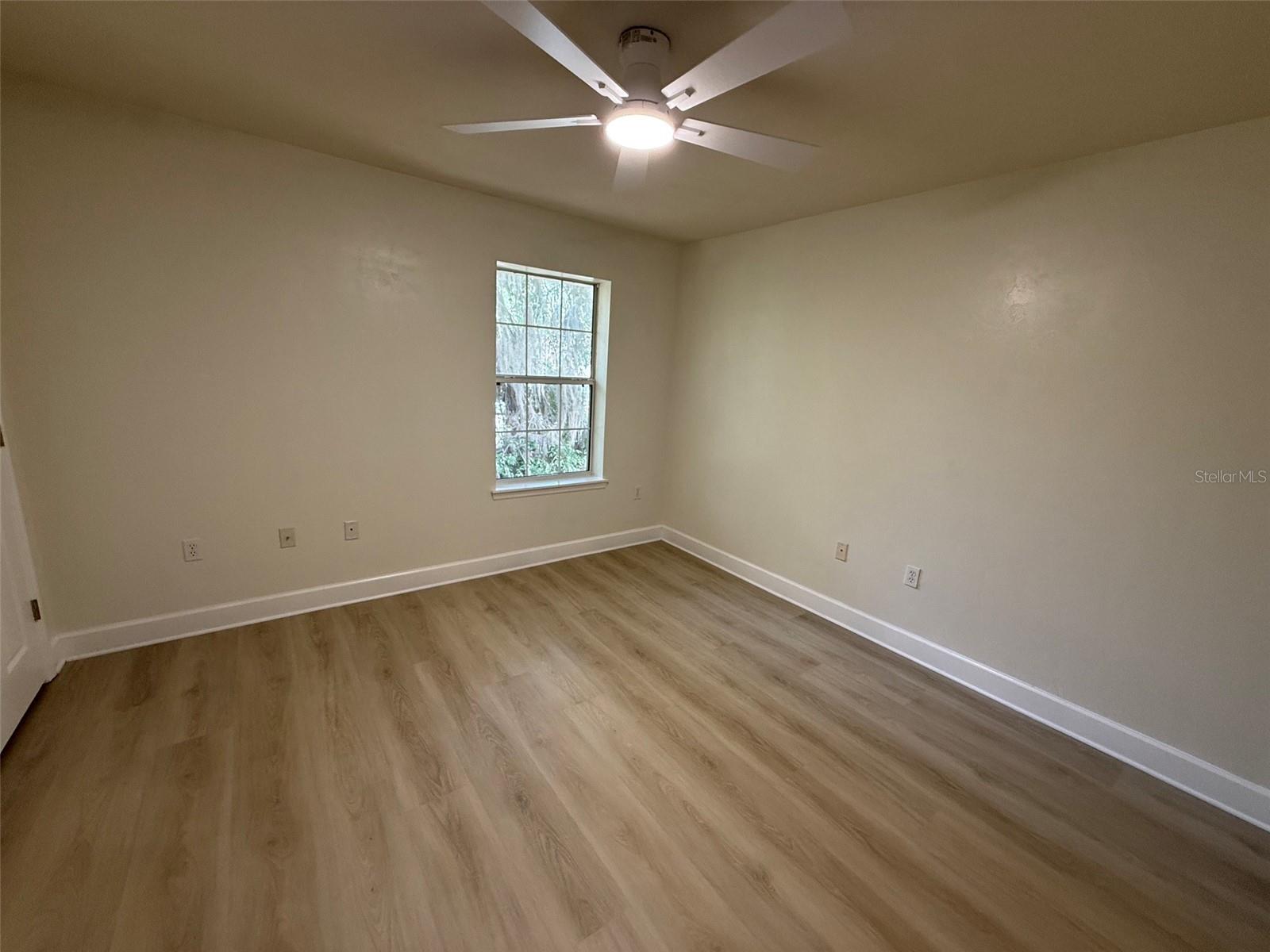 2945 Sw 35th Pl #132 Property Photo 16