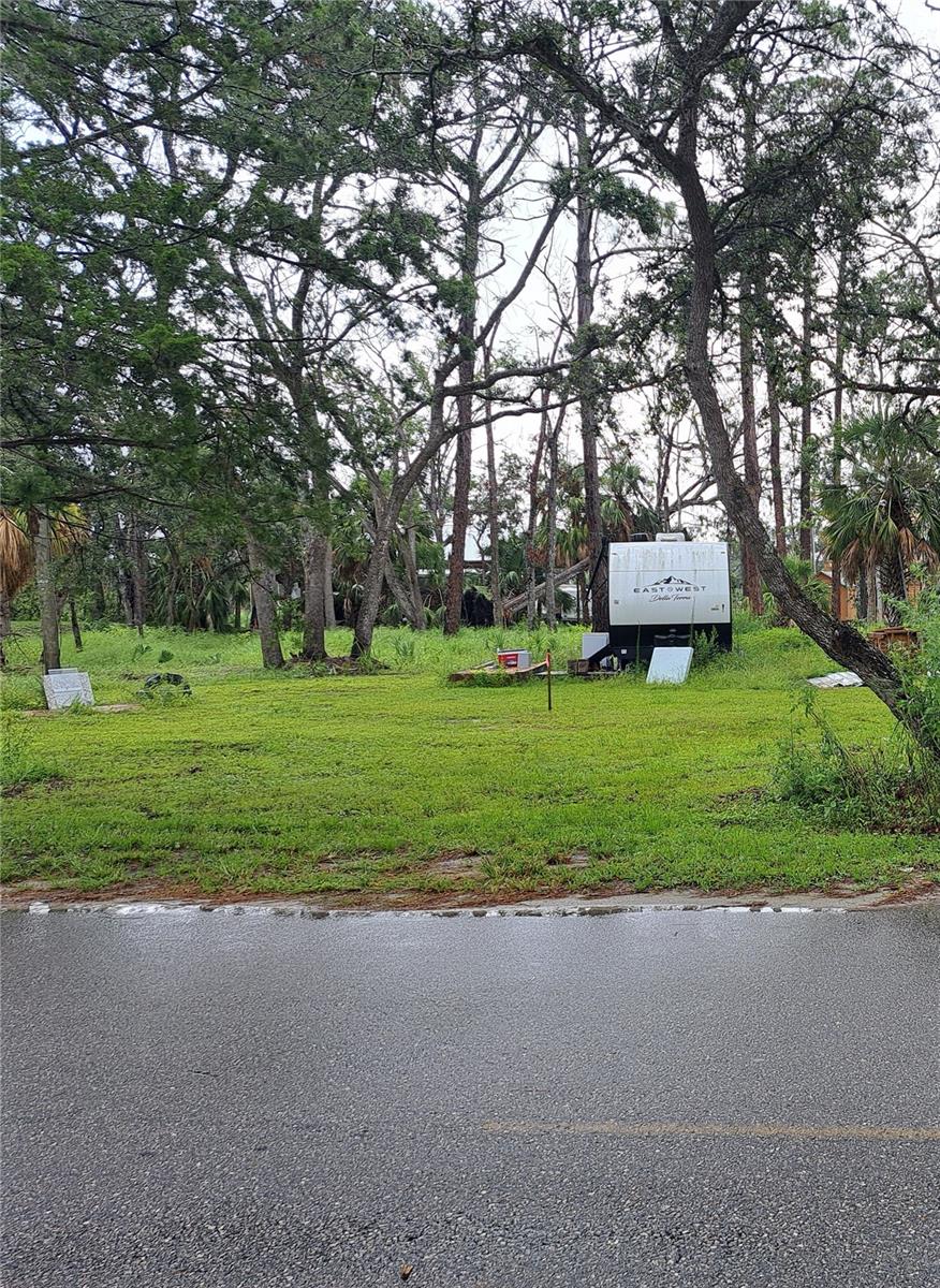 401 W 1st St Nw #lot #2 Property Photo 1
