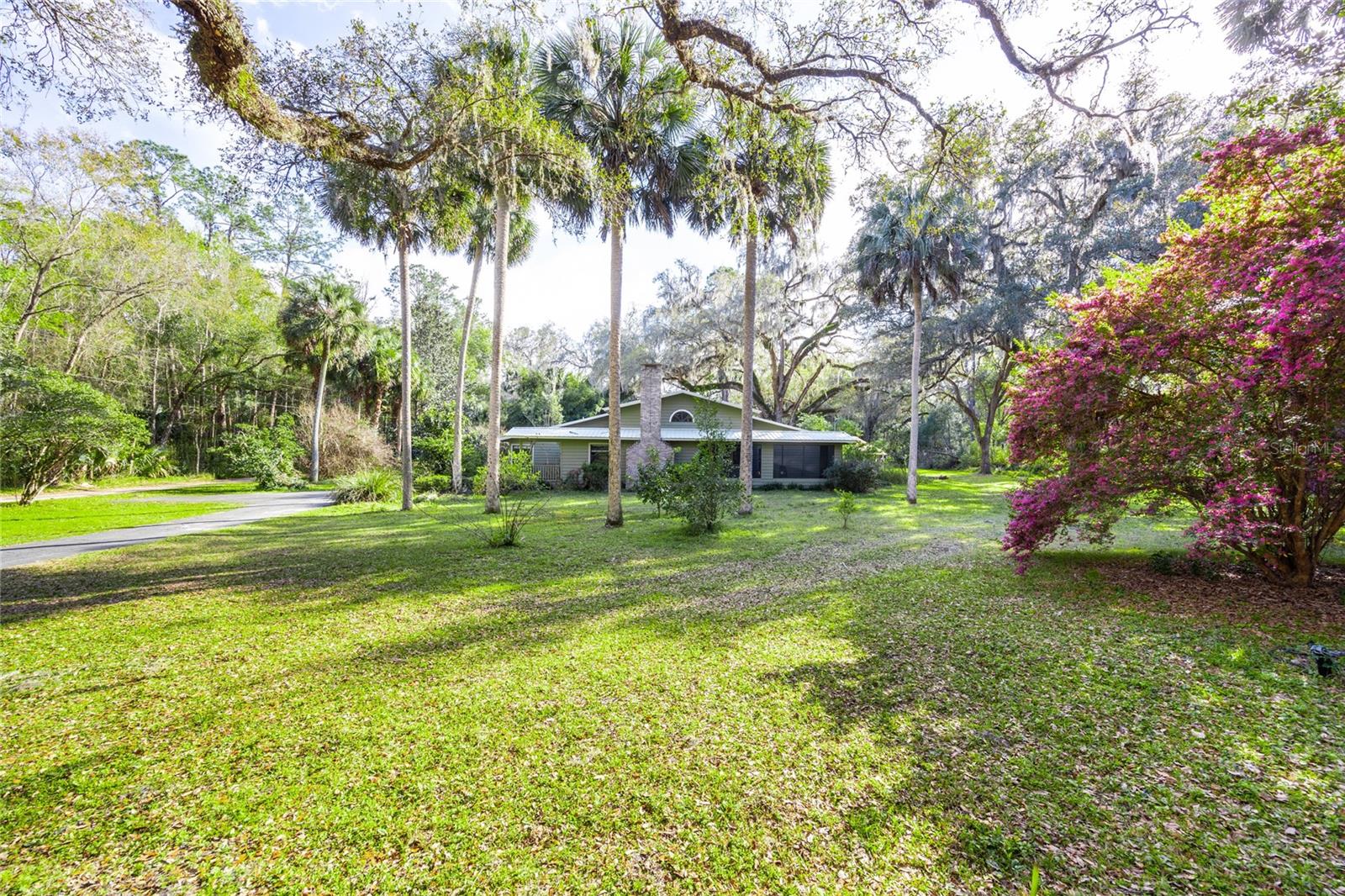 249 Se Tuscawilla Rd Property Photo 1
