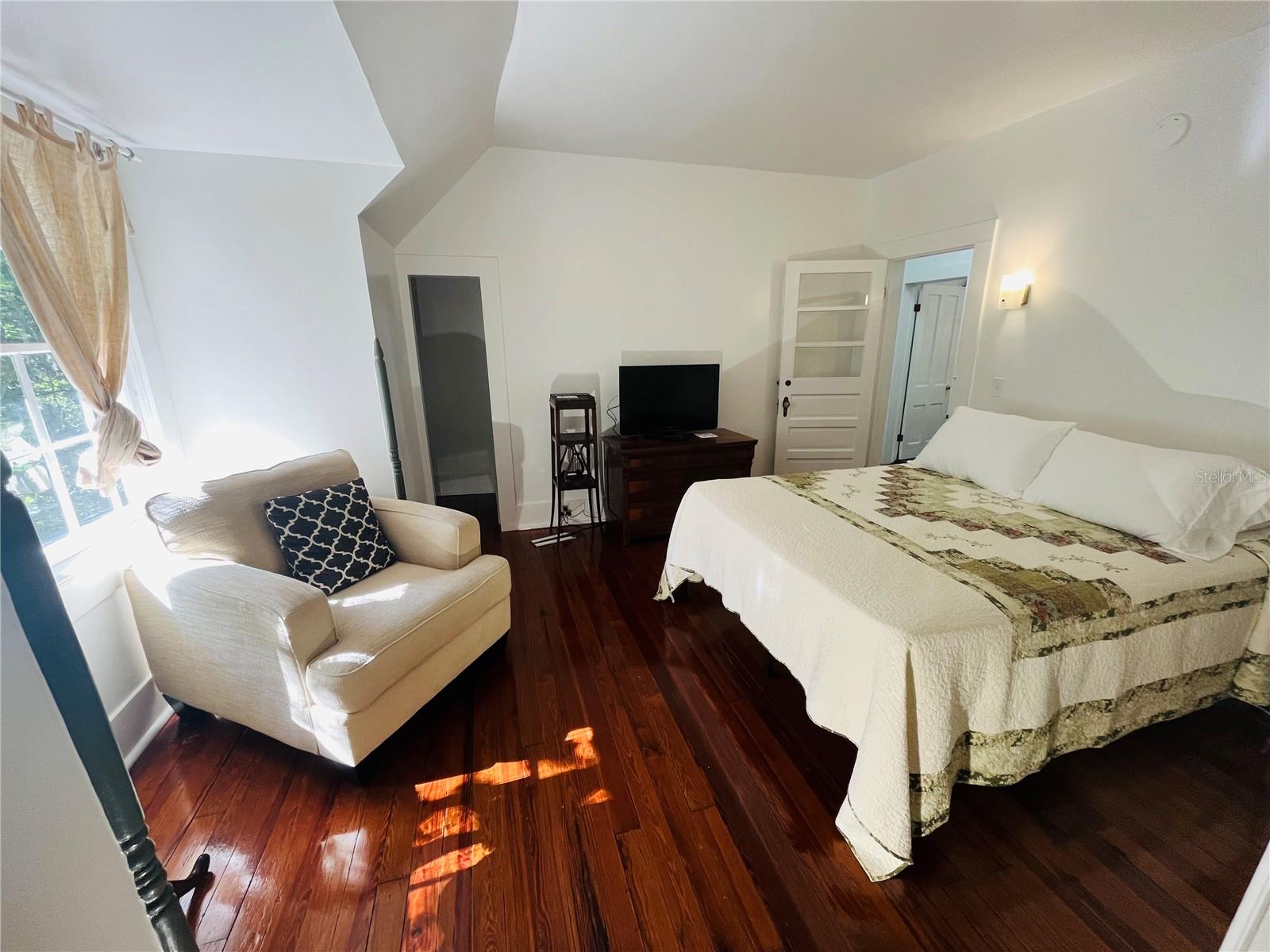 GC533075 Property Photo 7