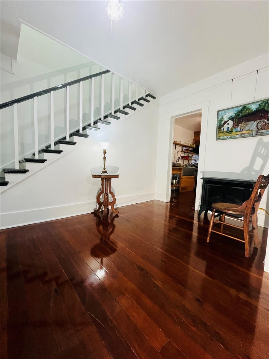 GC533075 Property Photo 18
