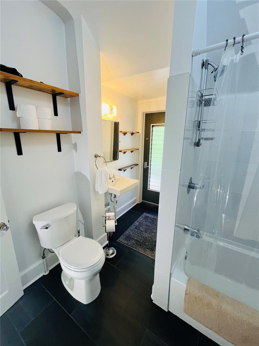 GC533075 Property Photo 20