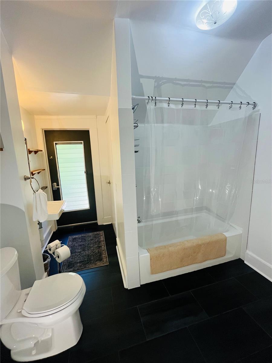 GC533075 Property Photo 23