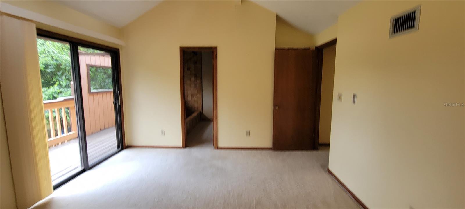 1631 Nw 94th St Property Photo 19
