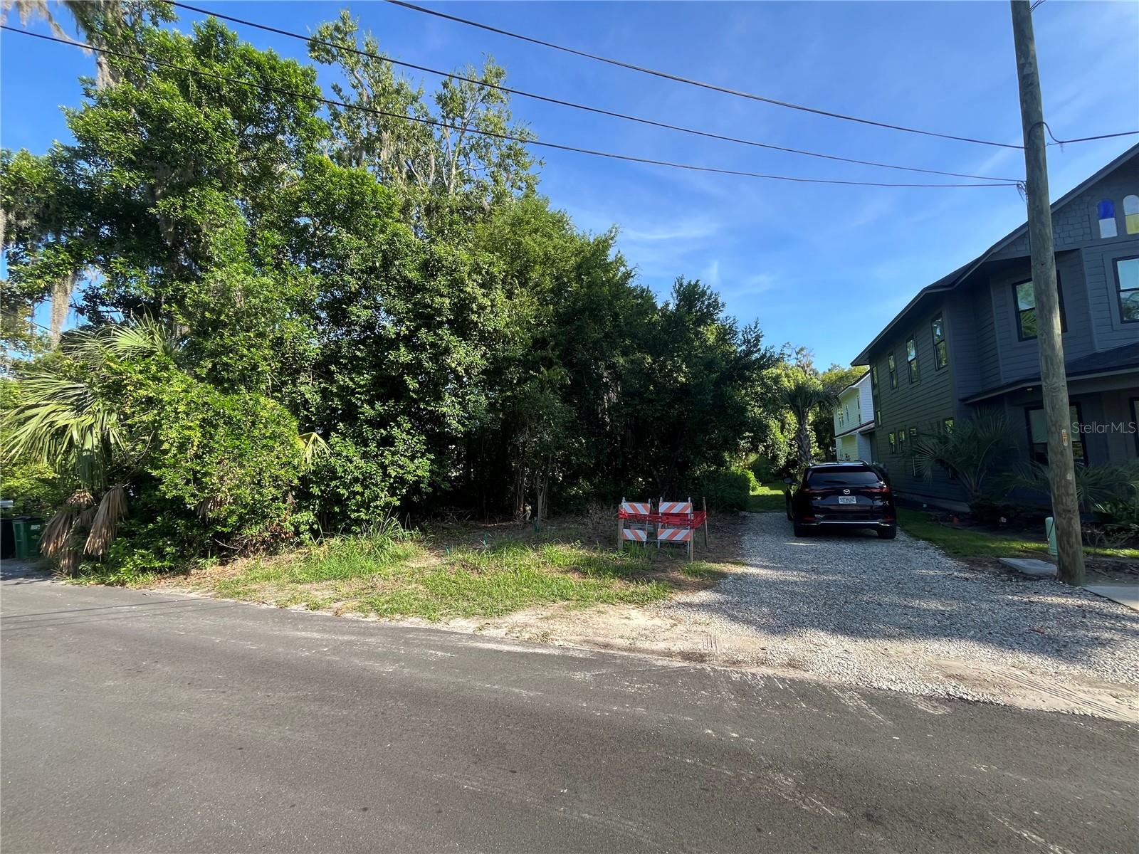306 Nw 12th Ave Property Photo 1