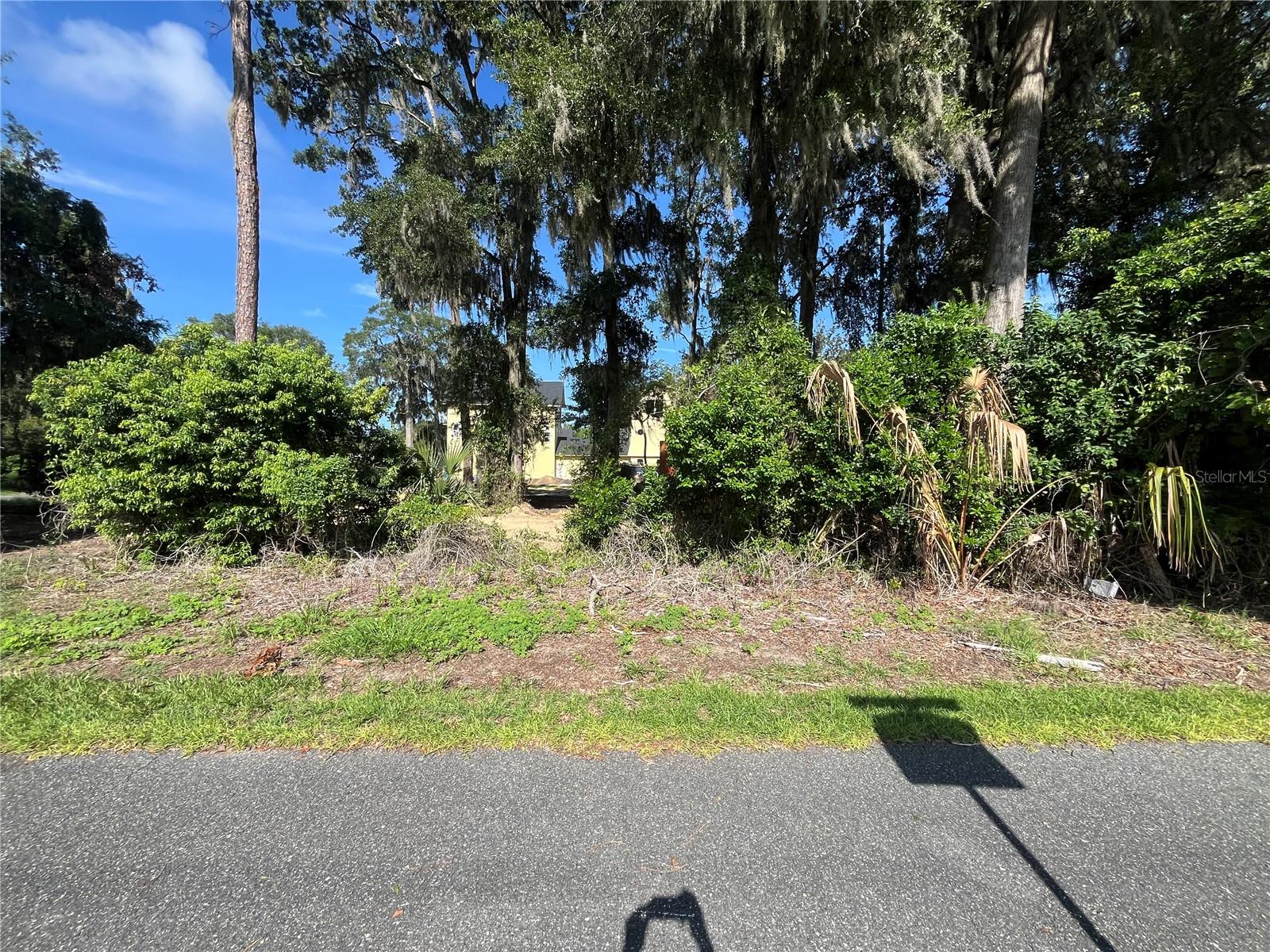 214 Nw 12th Ave Property Photo 1