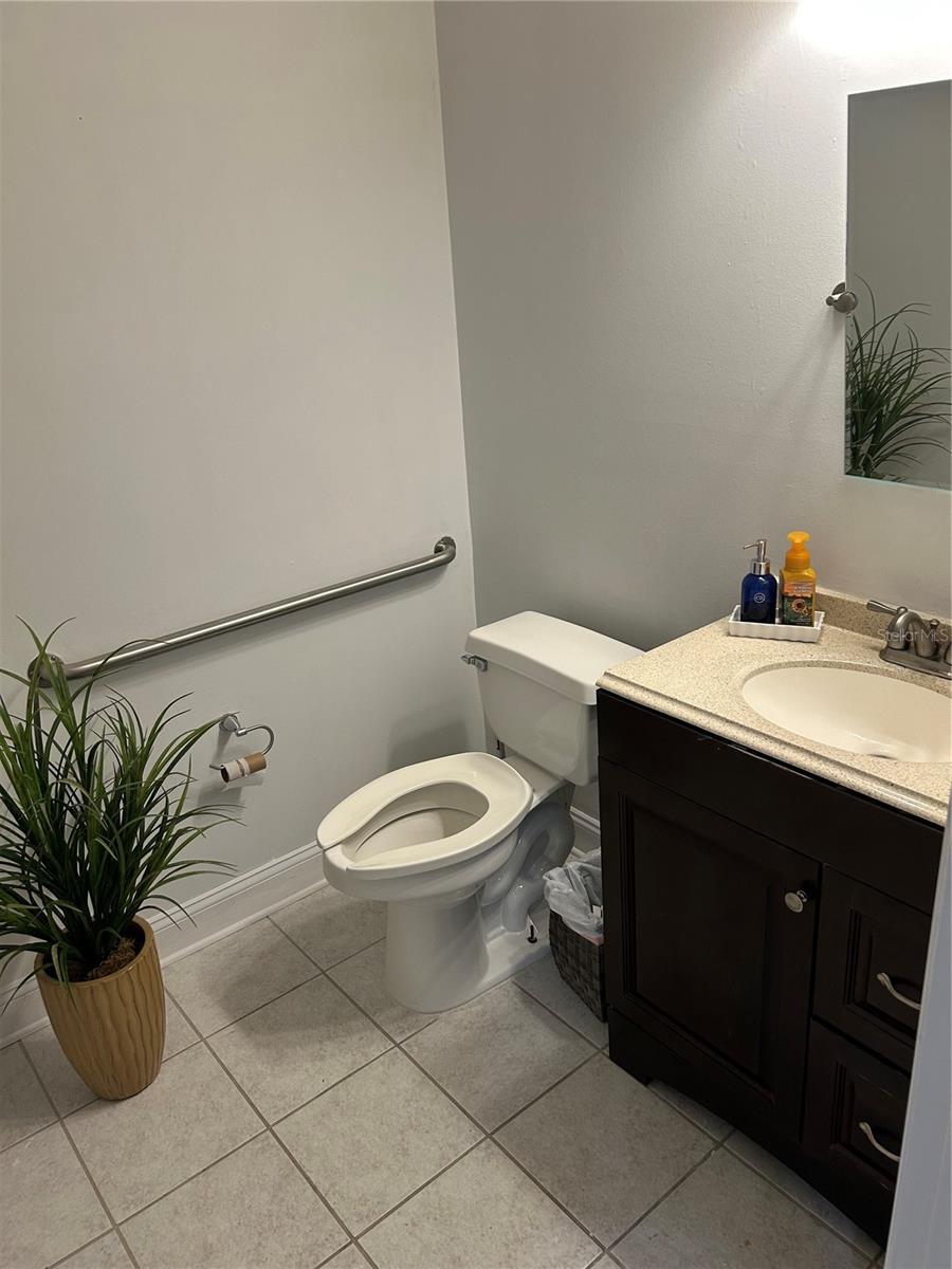 5216 Sw 91st Ter #a106 Property Photo 7
