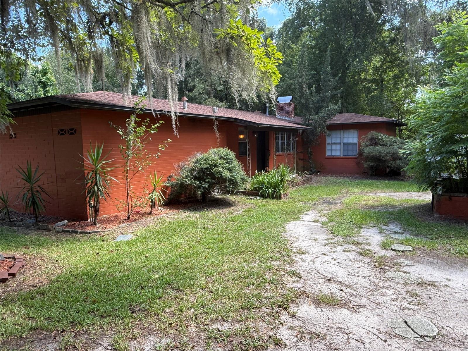 1830 Sw Williston Rd Property Photo 1