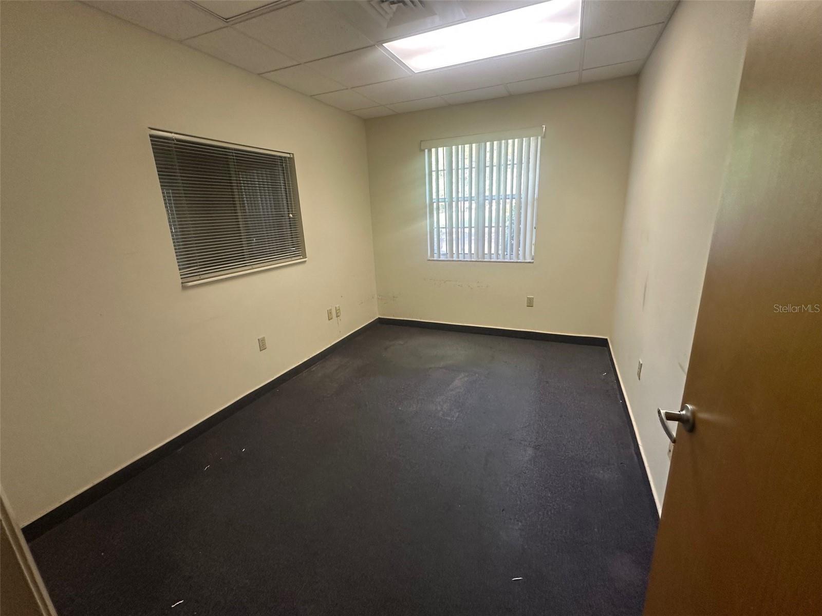 4611 Nw 53rd Ave #a Property Photo 6