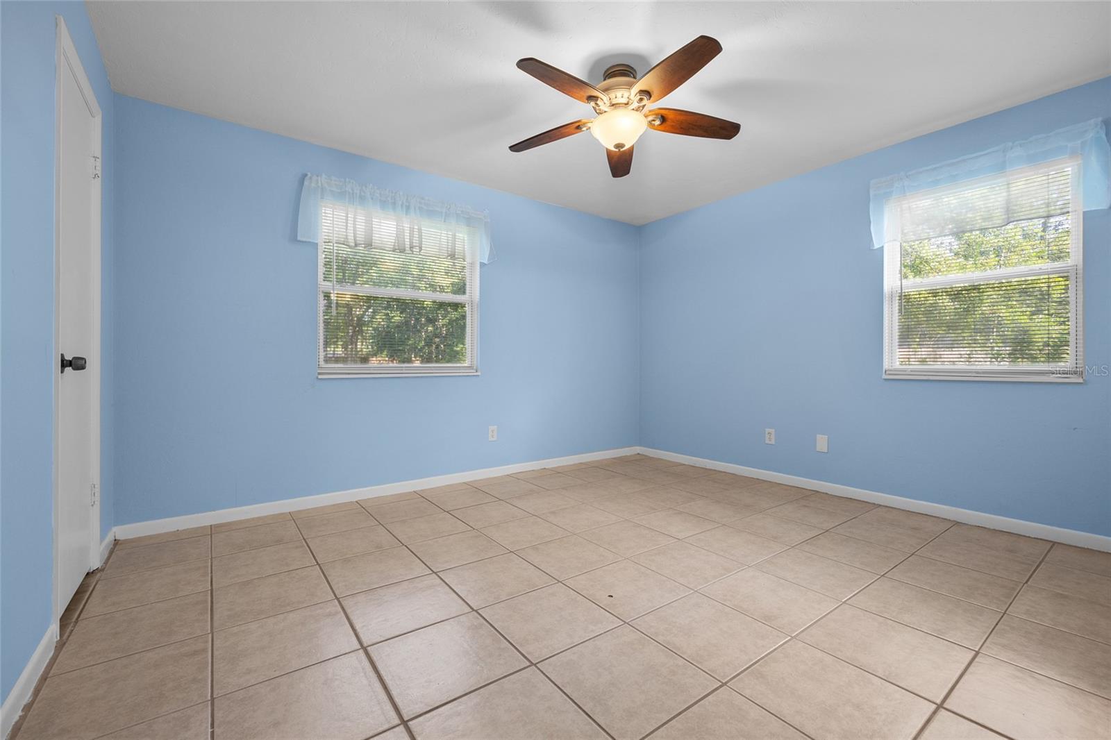 4219 Nw 30th Ter Property Photo 11
