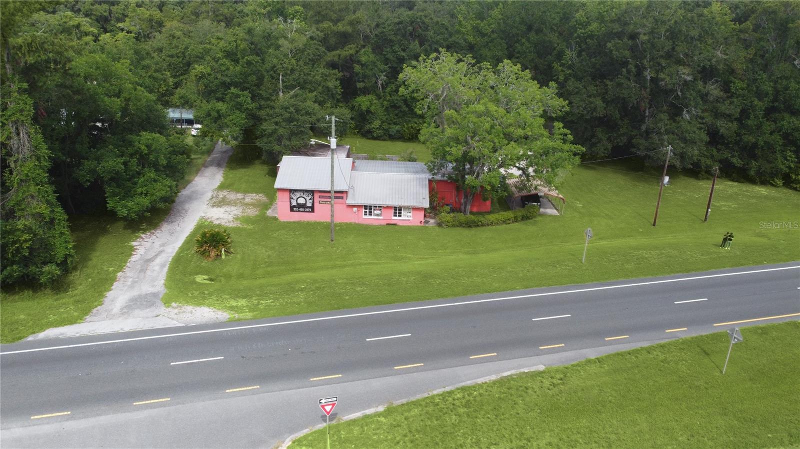 7220 NE US HIGHWAY 301