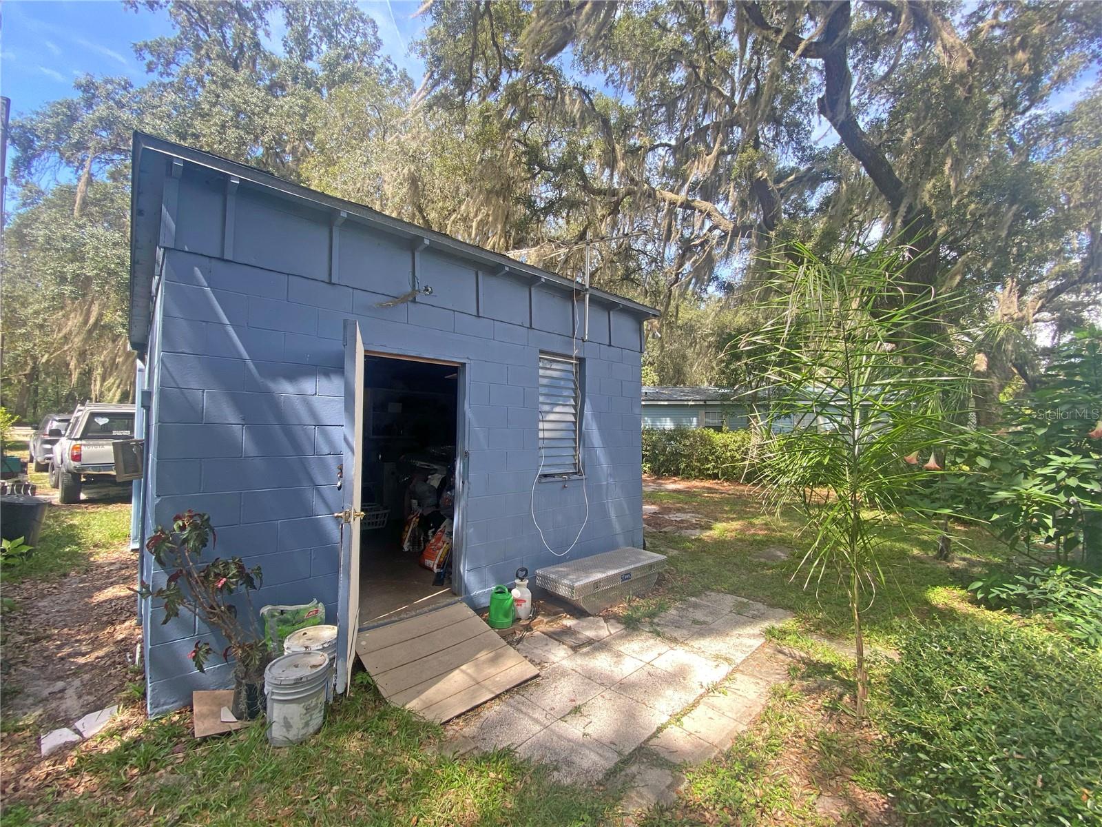 148 Swan Lake Dr Property Photo 8