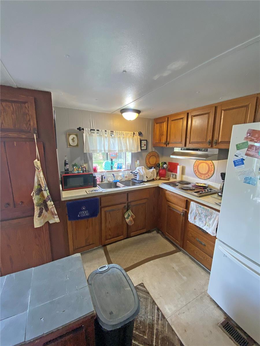 148 Swan Lake Dr Property Photo 12