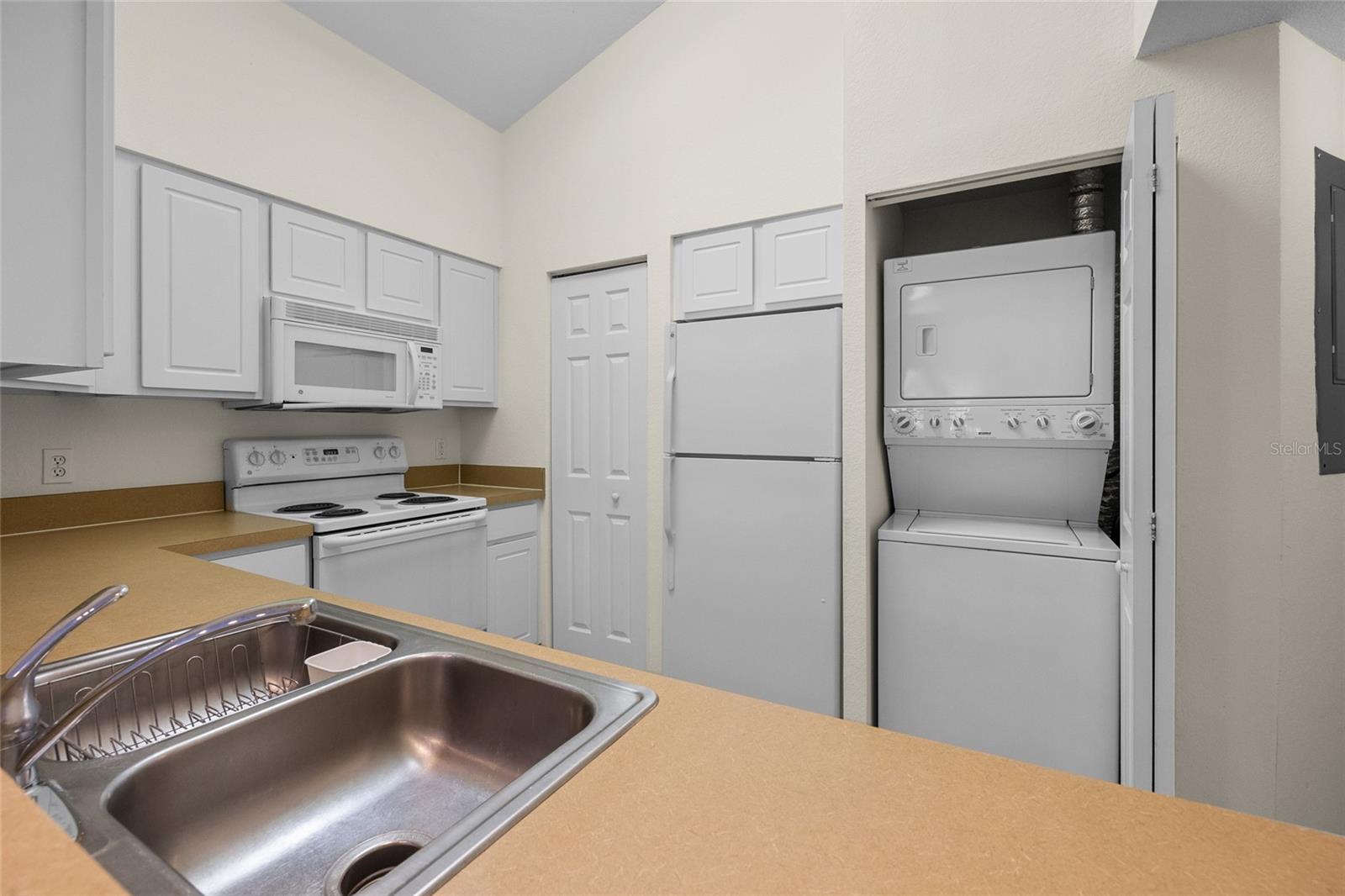 4941 Sw 91st Ter #n301 Property Photo 6