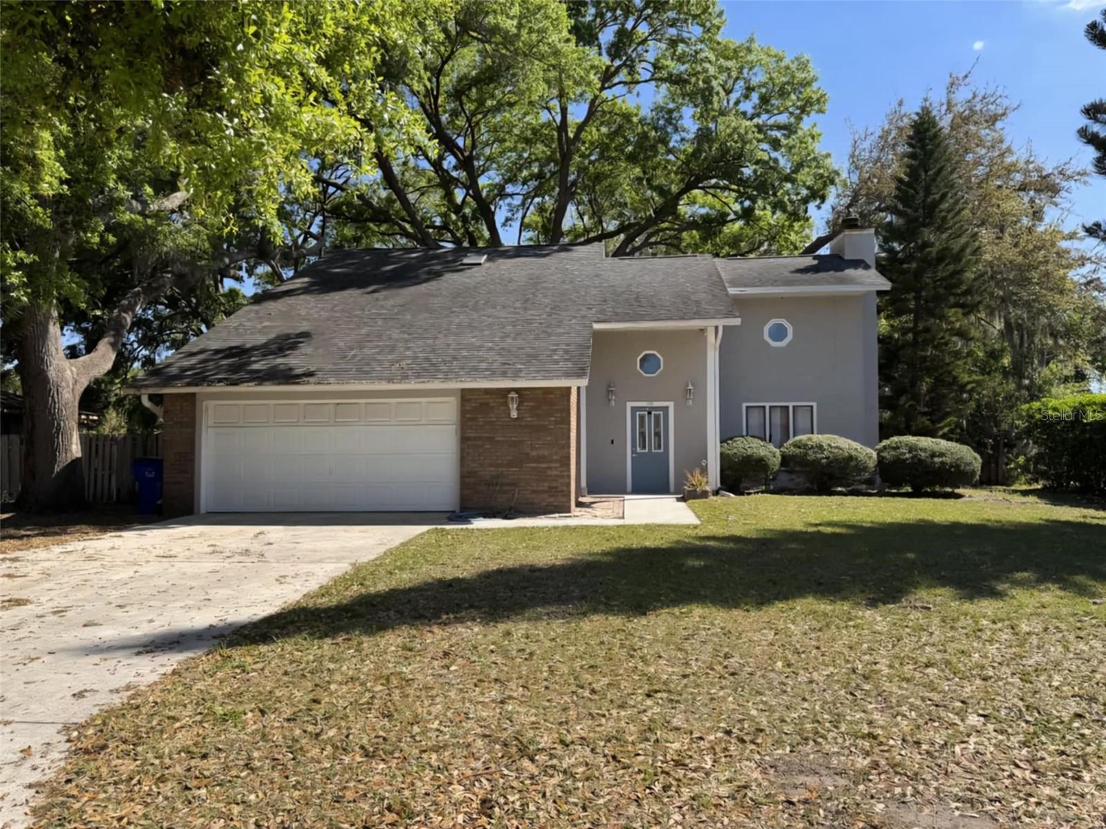 1727 Cypress Ct Property Photo 1