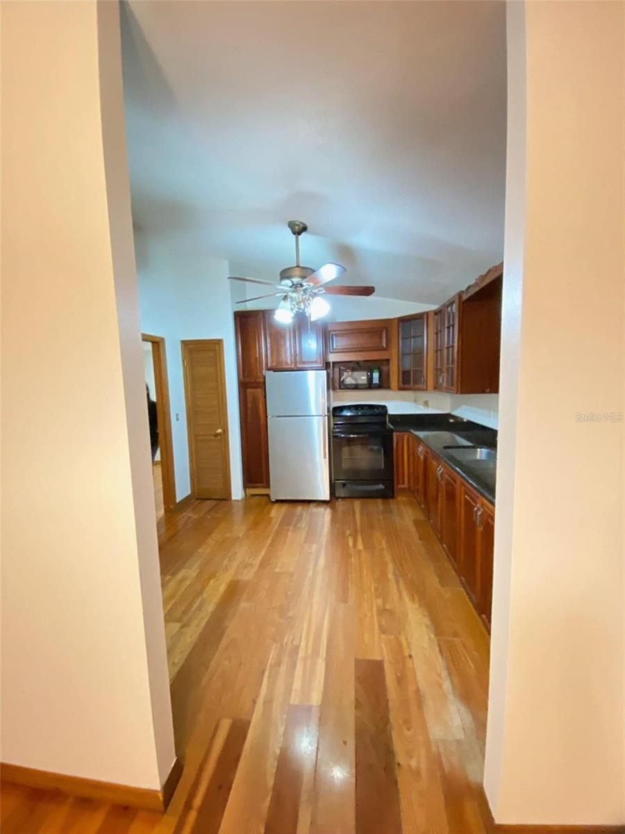1727 Cypress Ct Property Photo 10