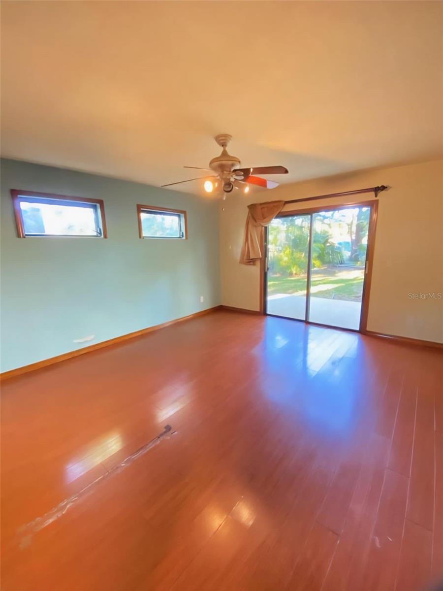 1727 Cypress Ct Property Photo 12