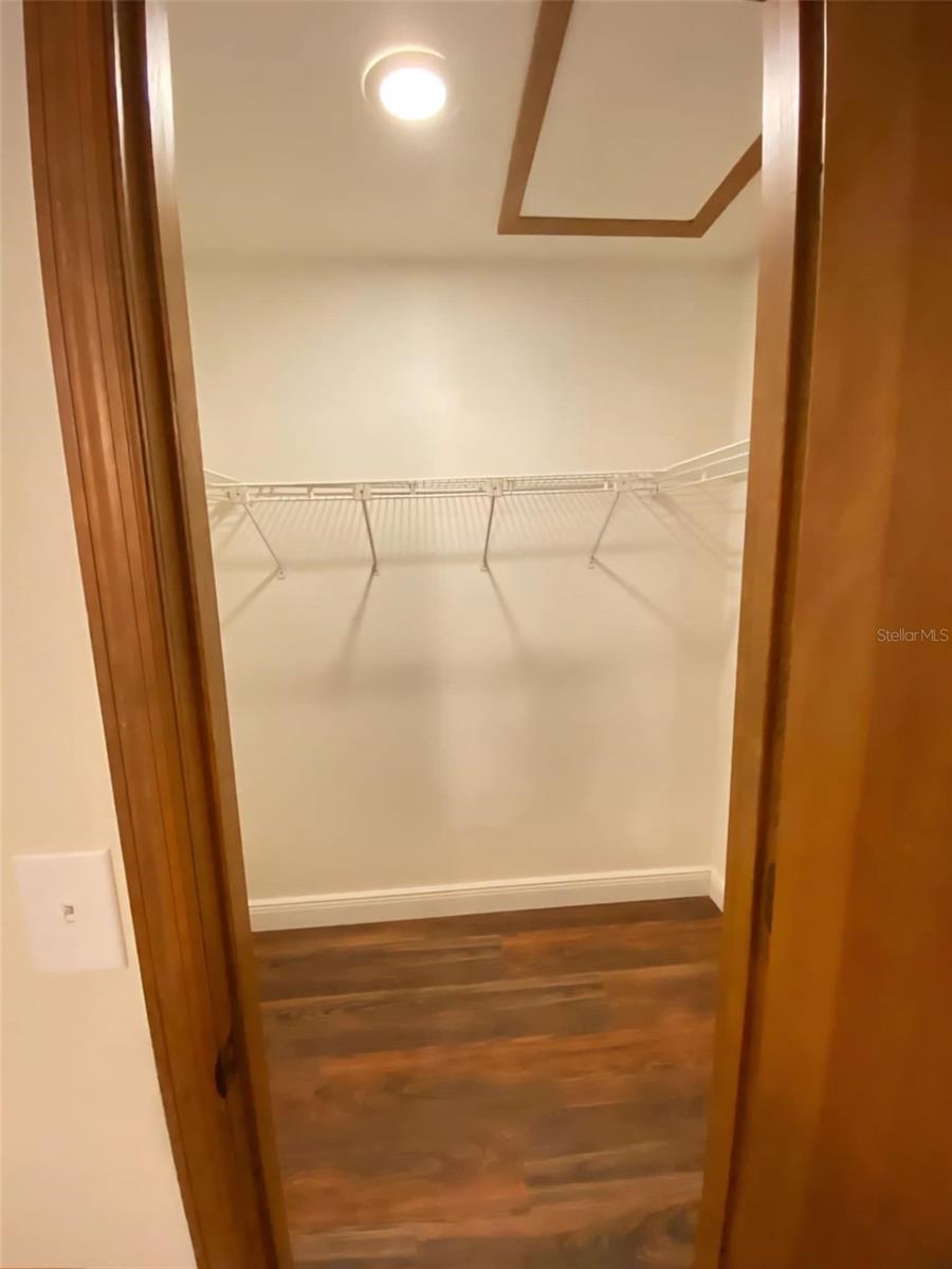 1727 Cypress Ct Property Photo 18