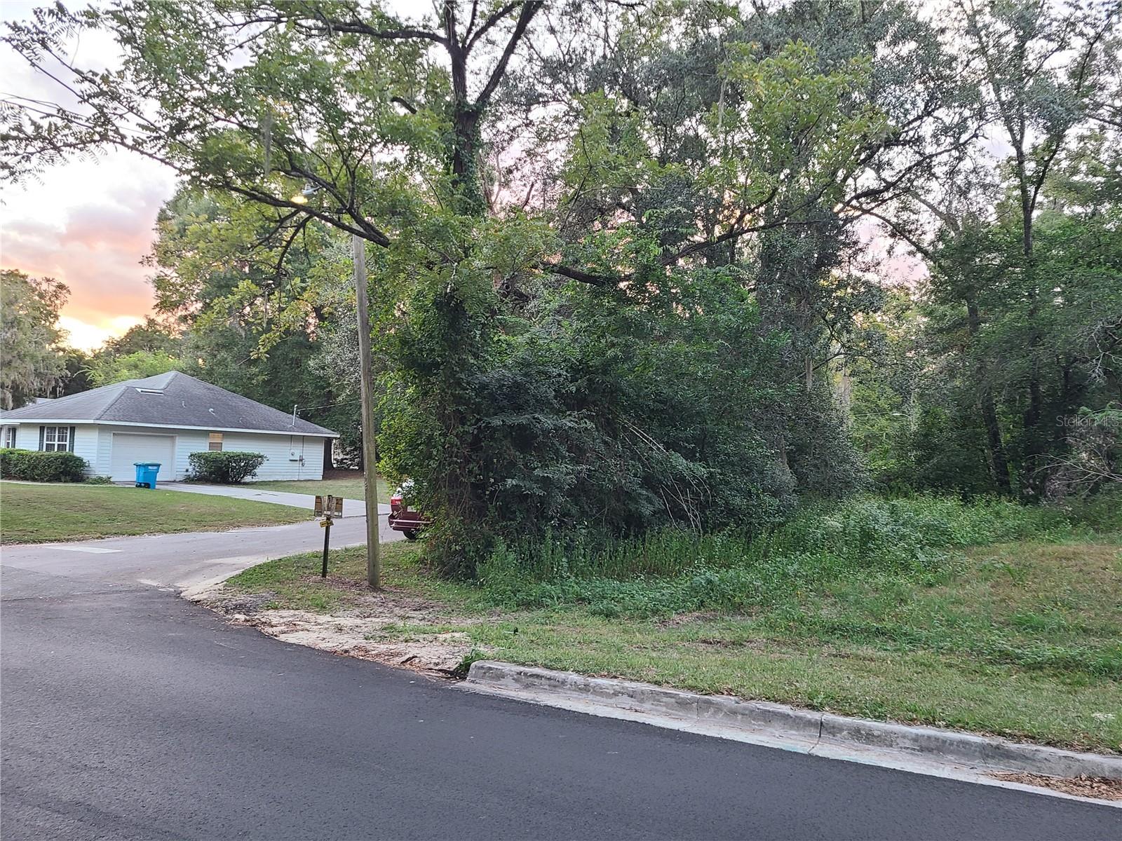 Nw 183 Place Property Photo 2