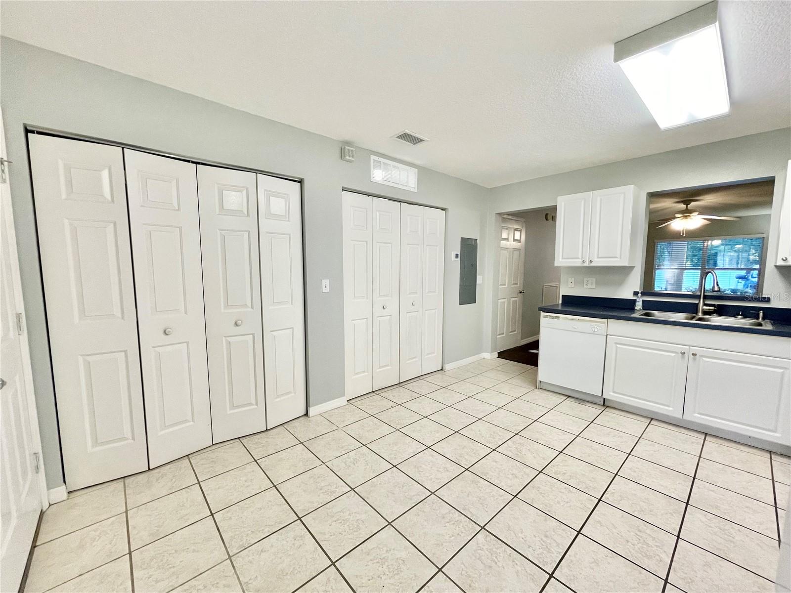 2348 Sw 42nd Dr #151 Property Photo 6