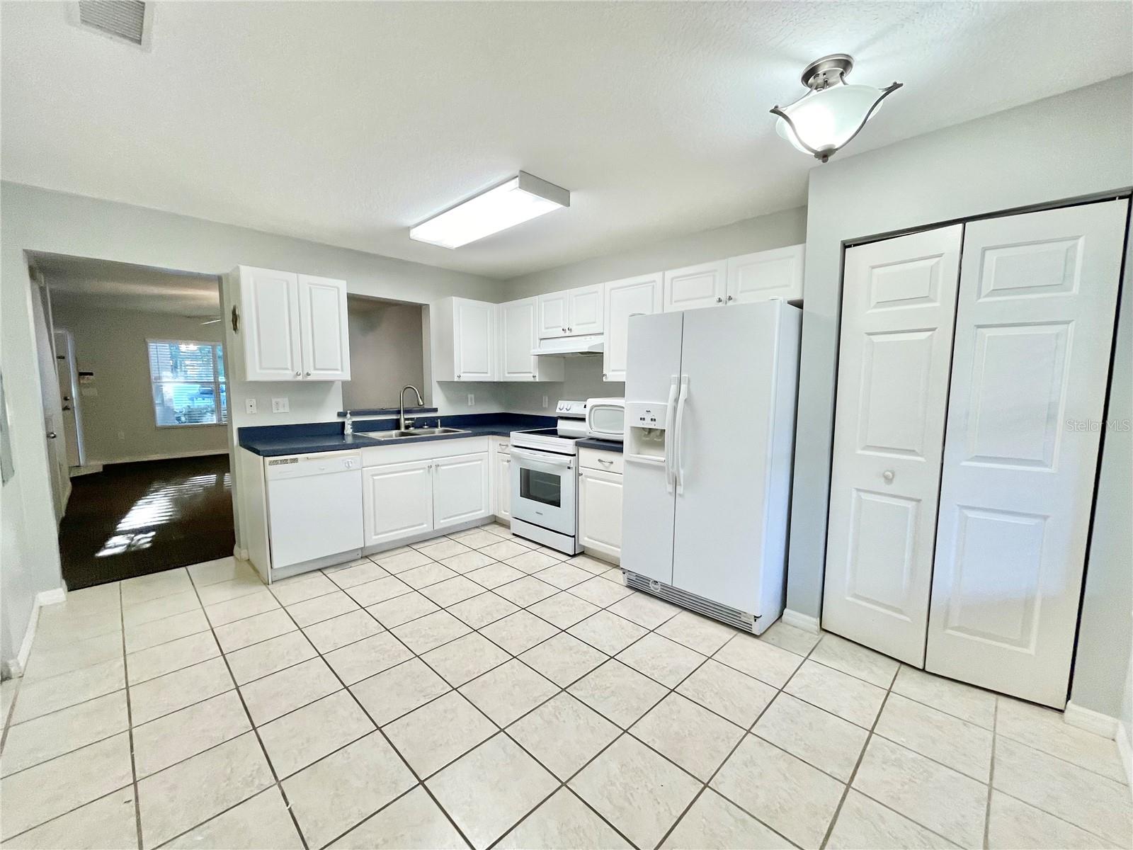 2348 Sw 42nd Dr #151 Property Photo 7