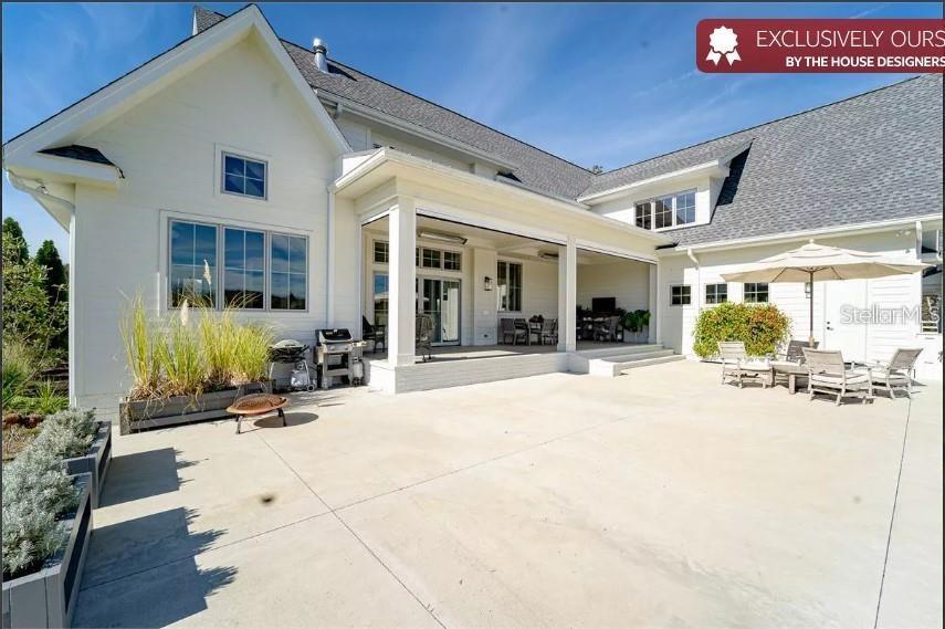 8557 19th Sq Sw Property Photo 1