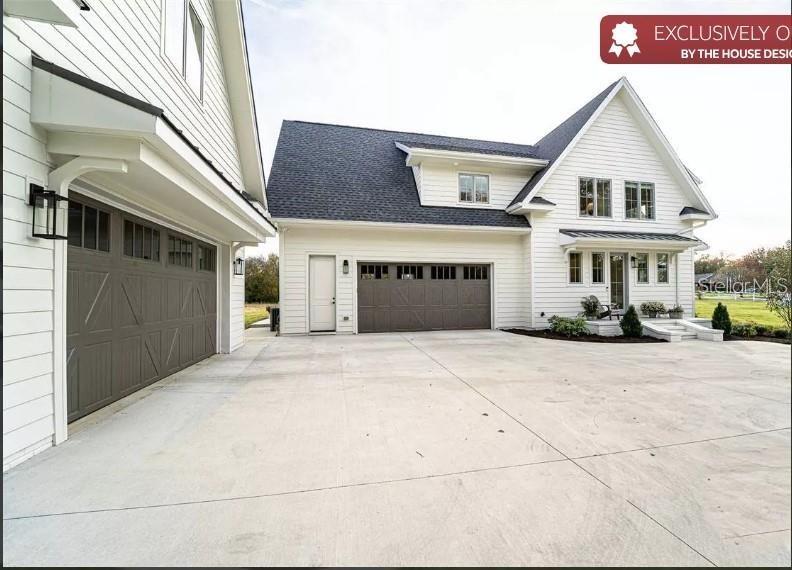 8557 19th Sq Sw Property Photo 2