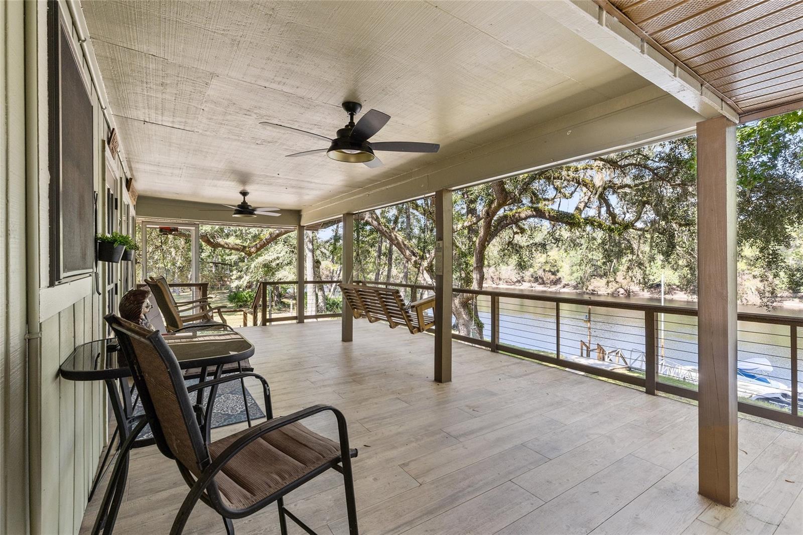 1069 Se Suwannee Trl Property Photo 6