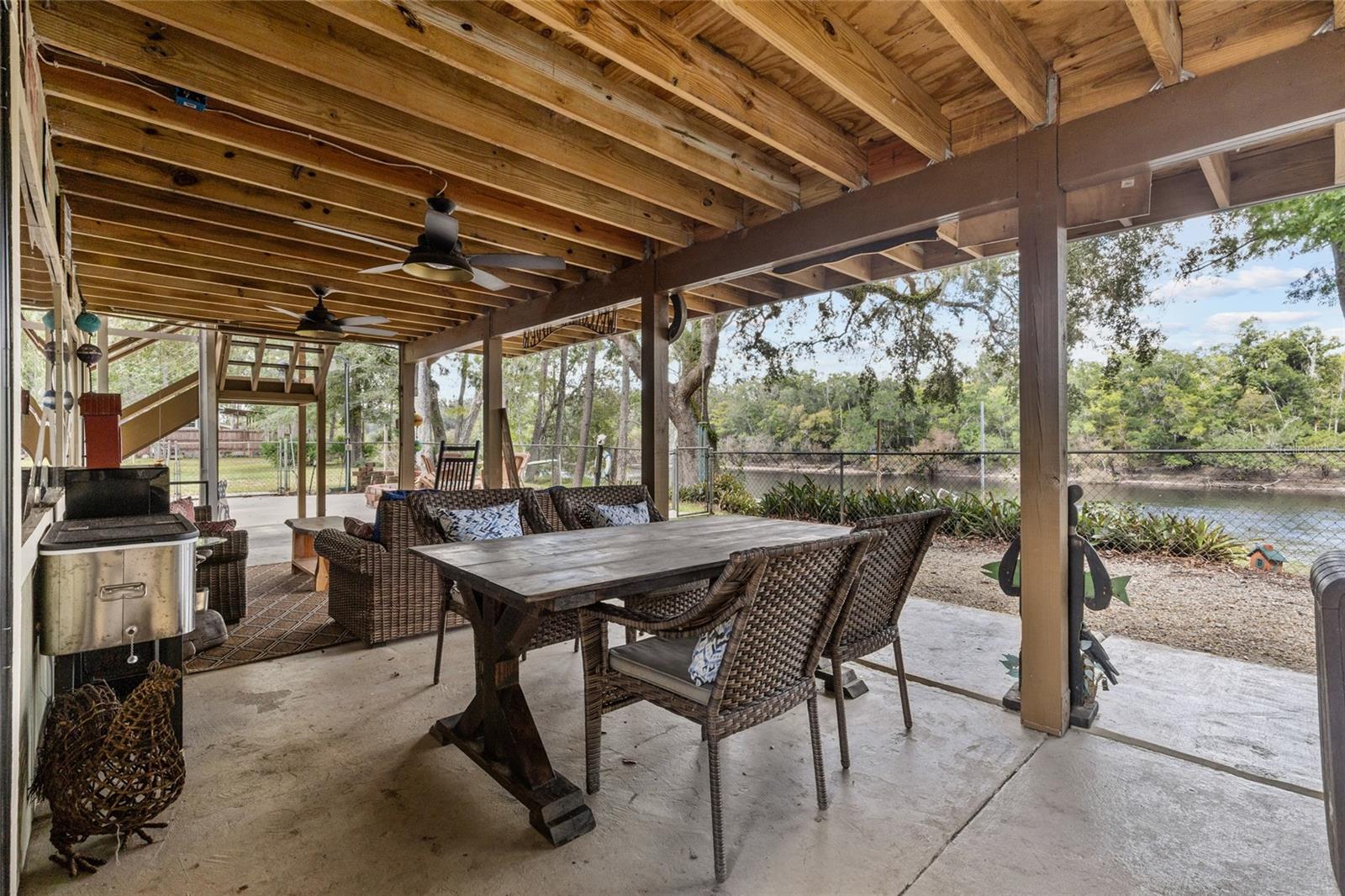 1069 Se Suwannee Trl Property Photo 34