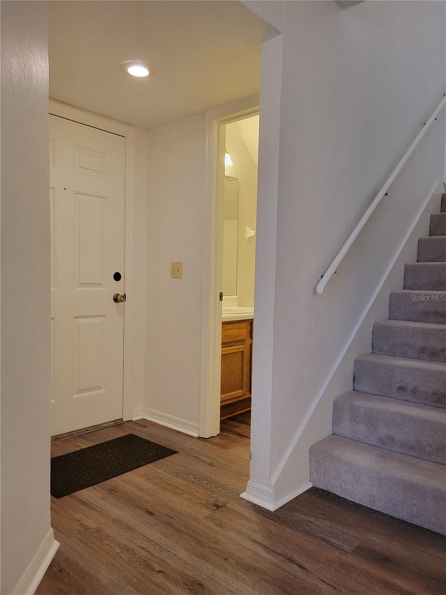 415 Nw 50th Blvd #415 Property Photo 18