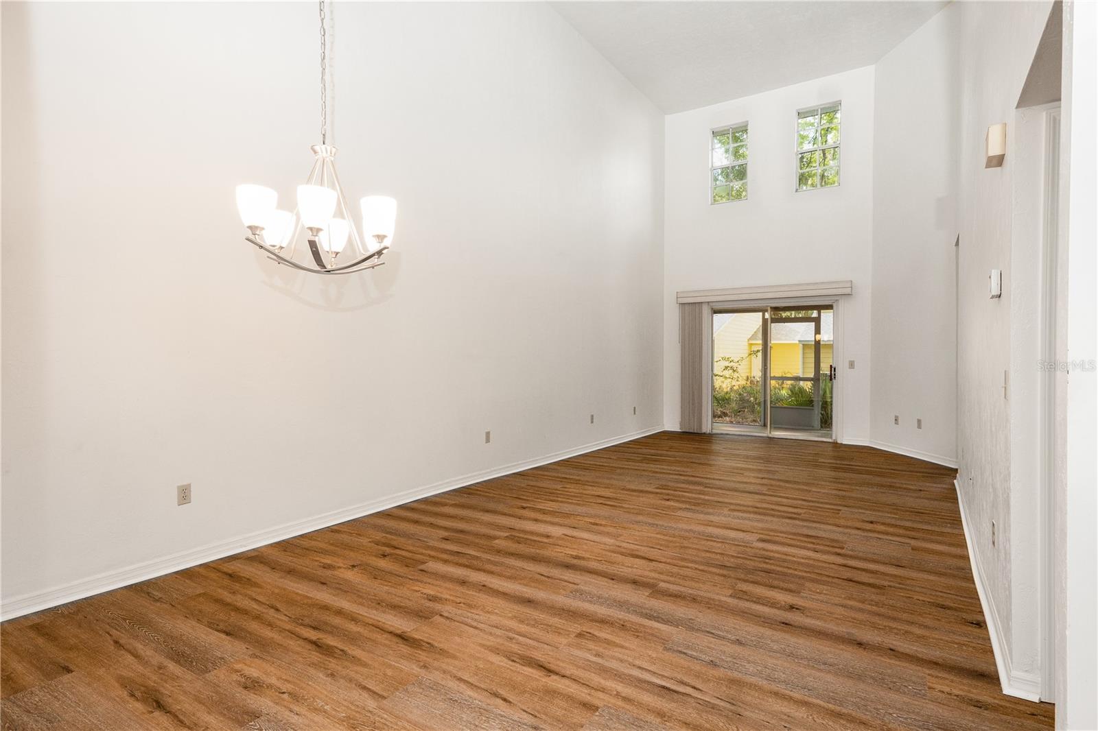 415 Nw 50th Blvd #415 Property Photo 23