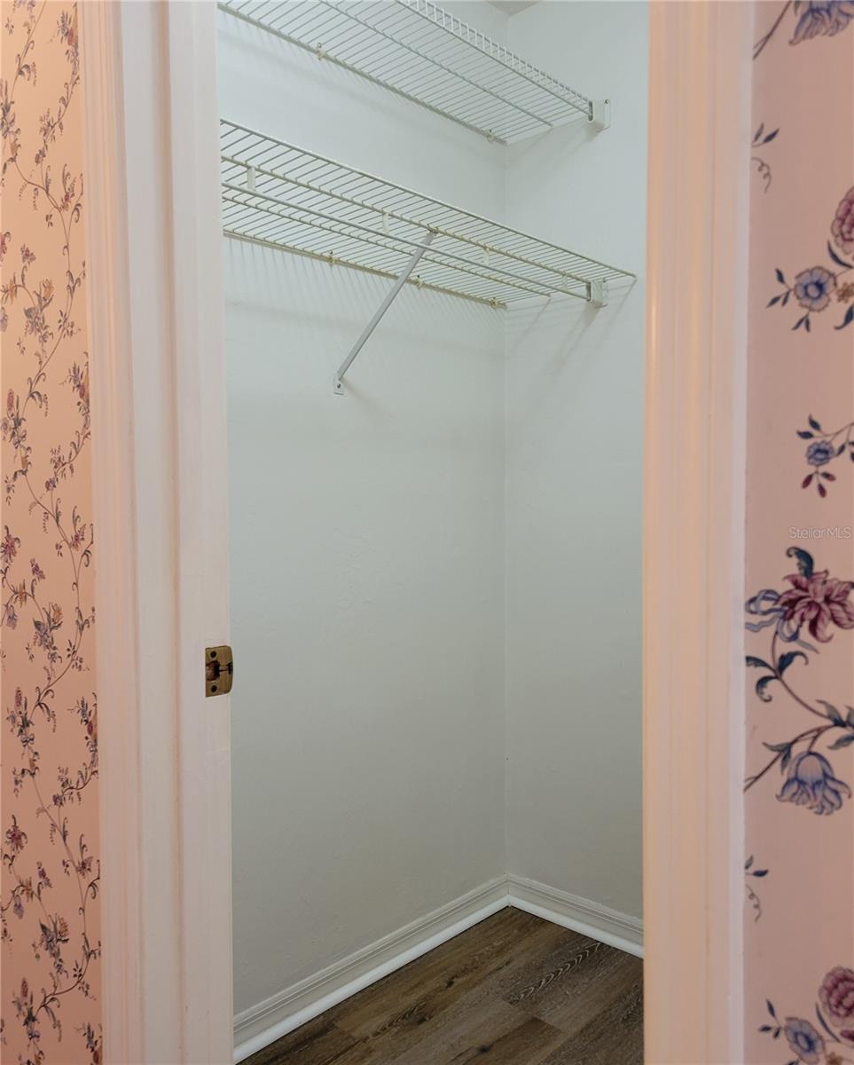 415 Nw 50th Blvd #415 Property Photo 28