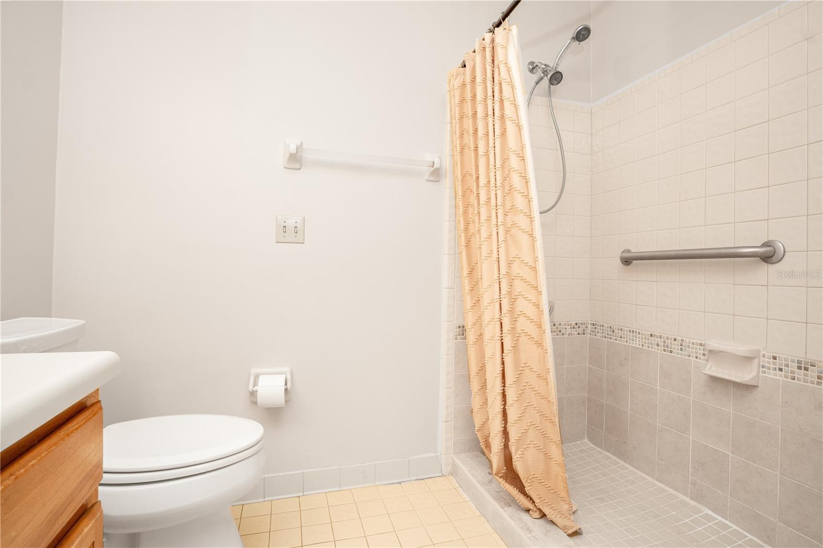 415 Nw 50th Blvd #415 Property Photo 30