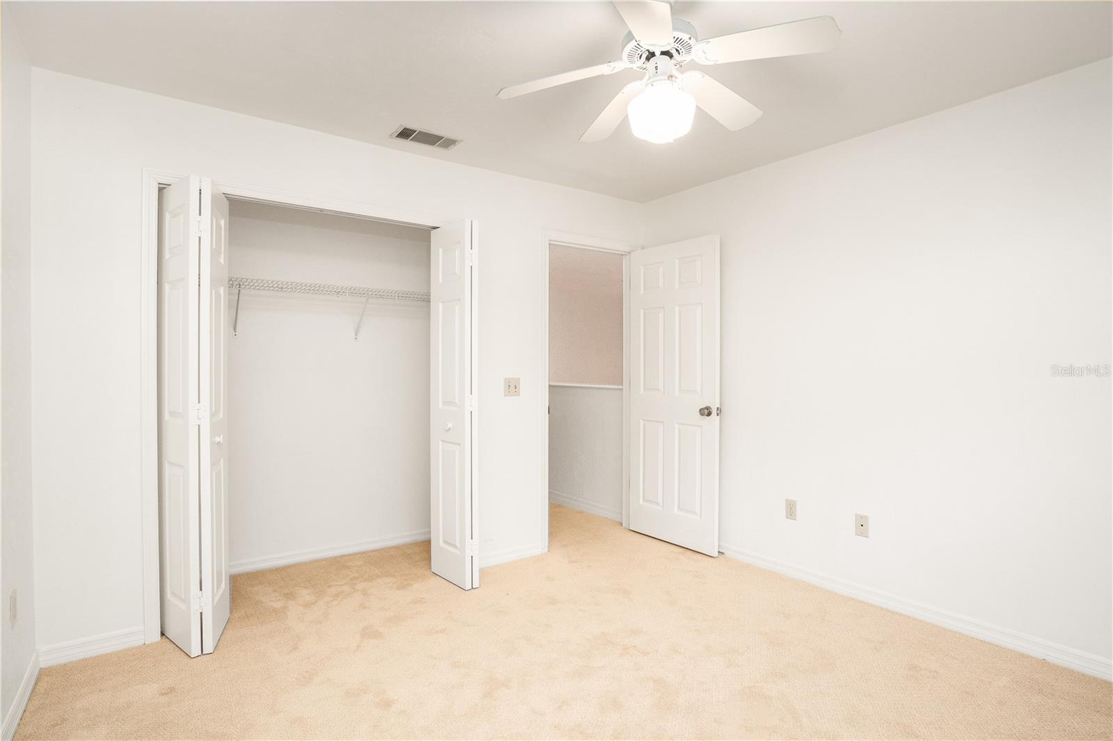 415 Nw 50th Blvd #415 Property Photo 46
