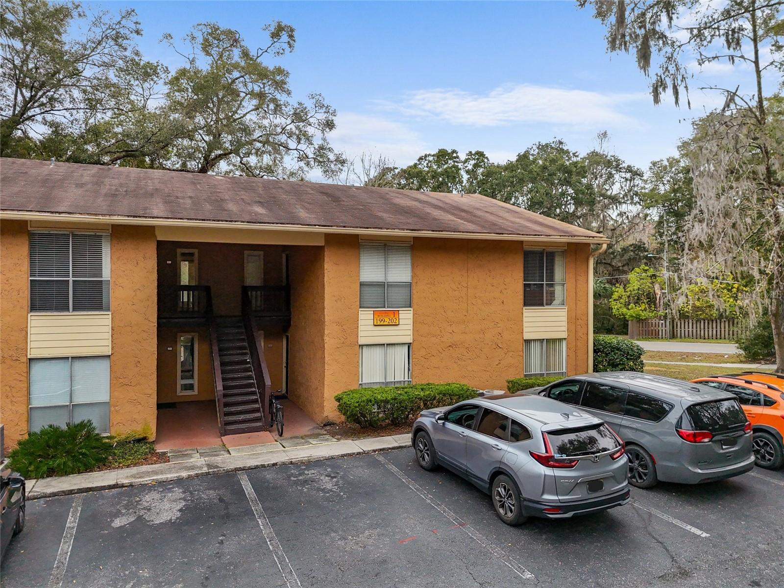 1810 Nw 23rd Blvd #202 Property Photo 1