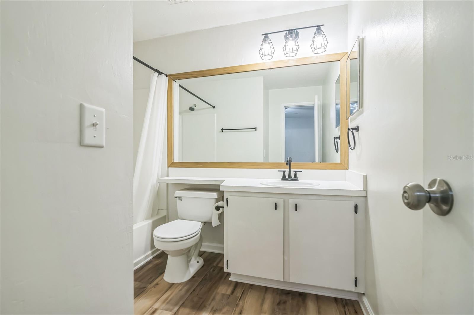 3800 Sw 20th Ave #112 Property Photo 12