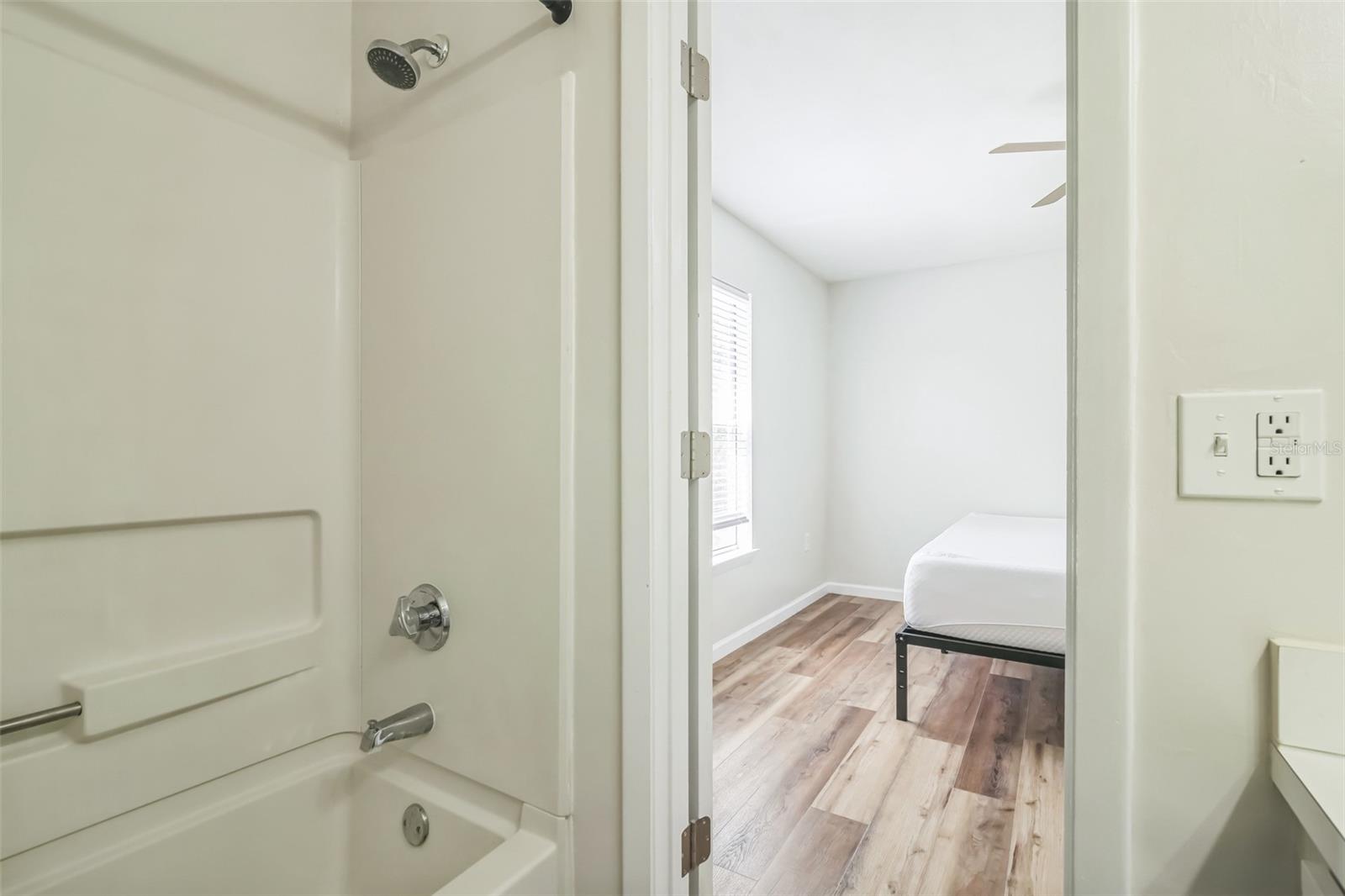 3800 Sw 20th Ave #112 Property Photo 14