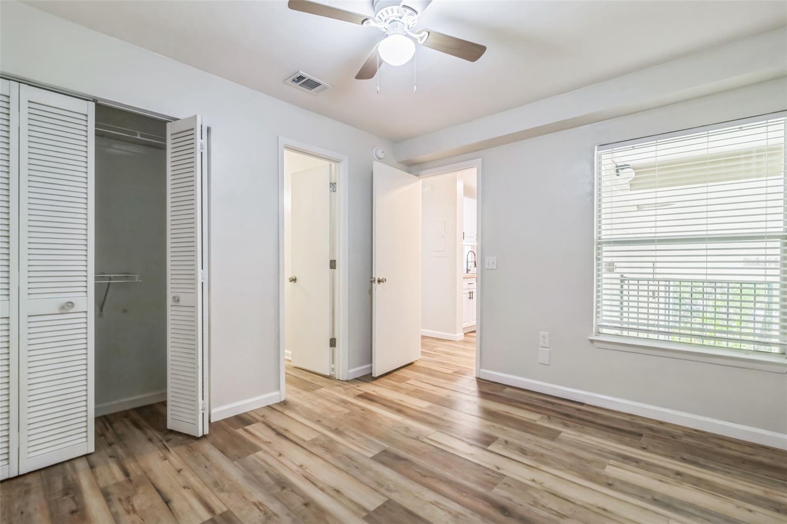 3800 Sw 20th Ave #112 Property Photo 17