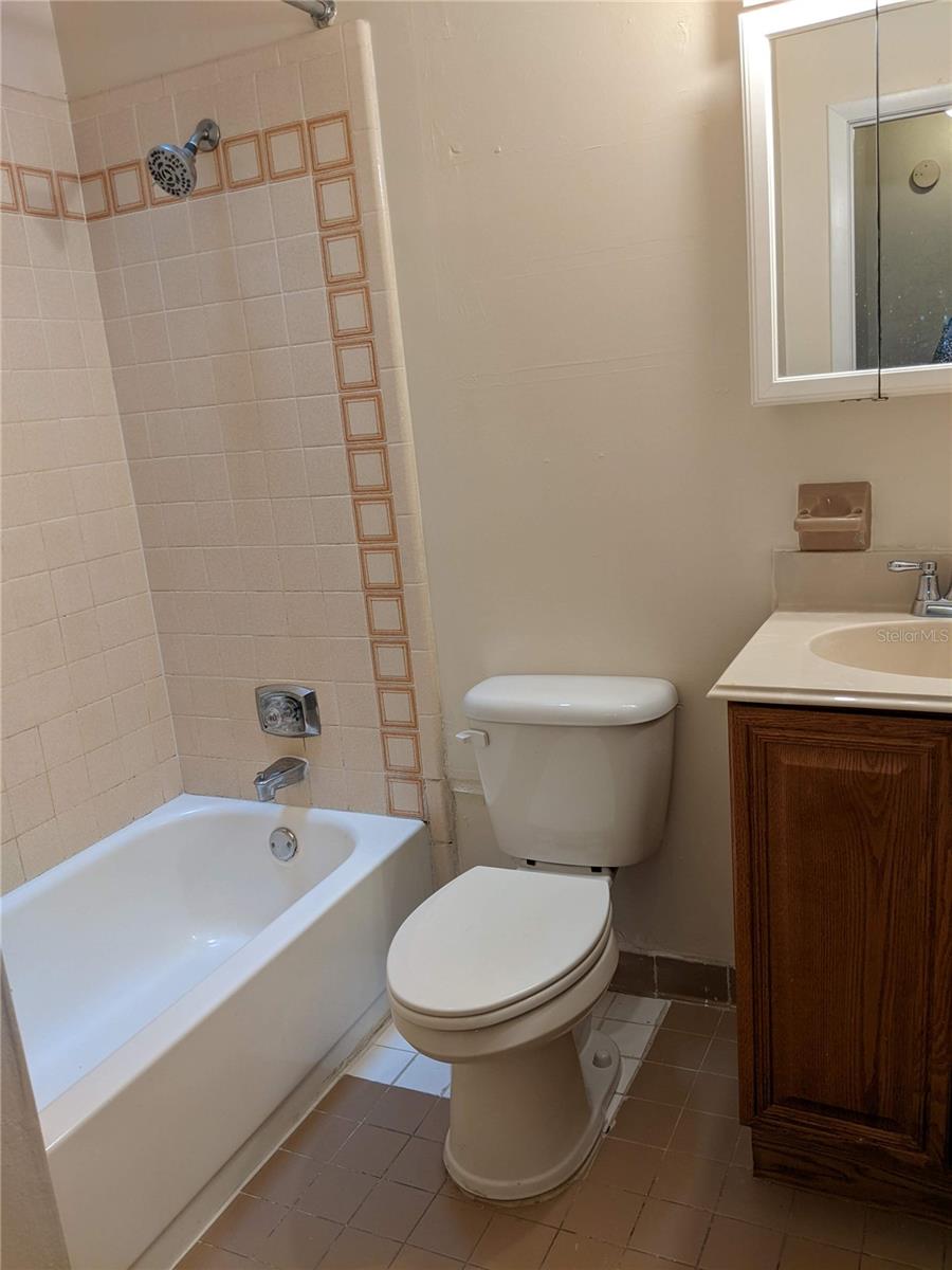 4123 Sw 15th Pl #3 Property Photo 7