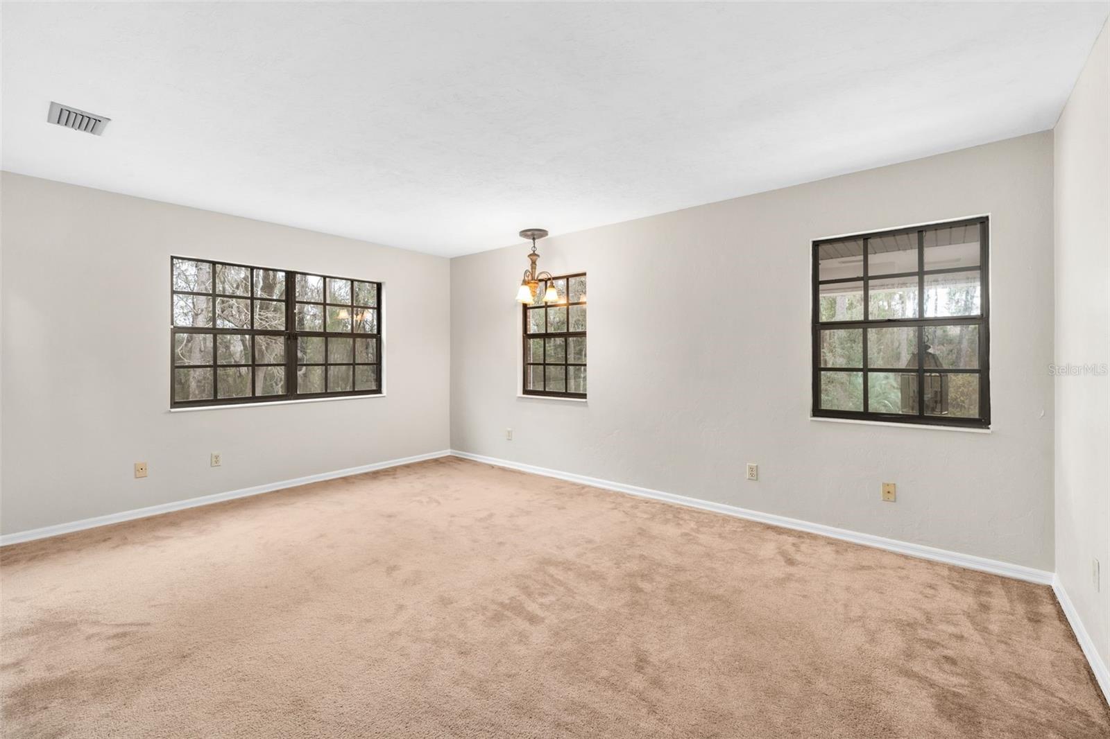 4621 Nw 71st Blvd Property Photo 42