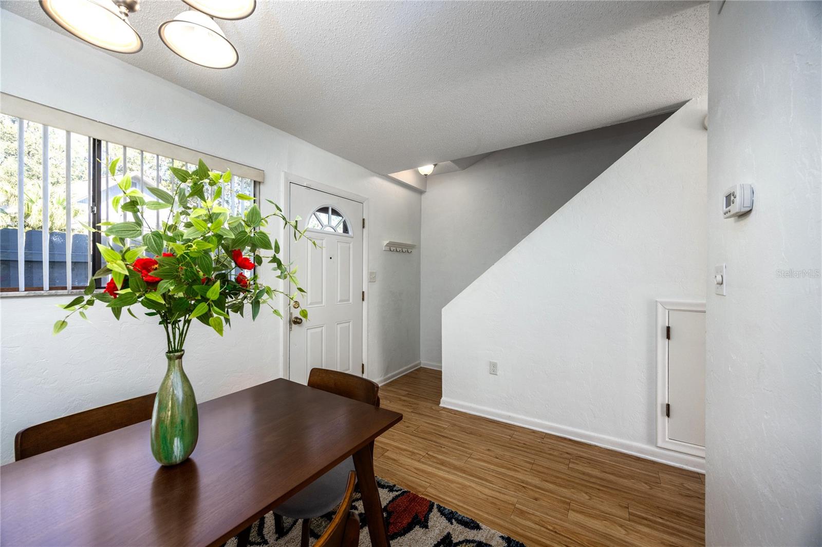 4413 Nw 41st Pl Property Photo 6