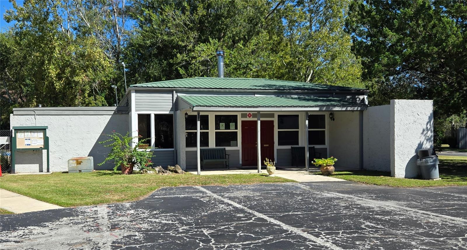 4413 Nw 41st Pl Property Photo 25