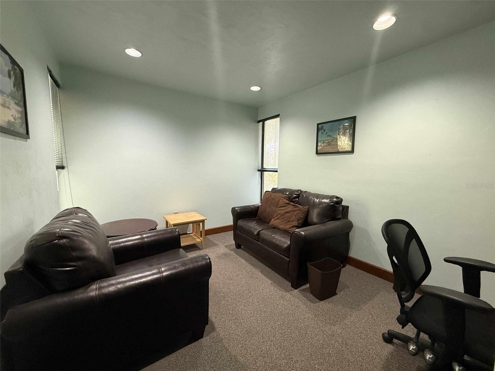 2833 Nw 41st St #140 Room C Property Photo 3