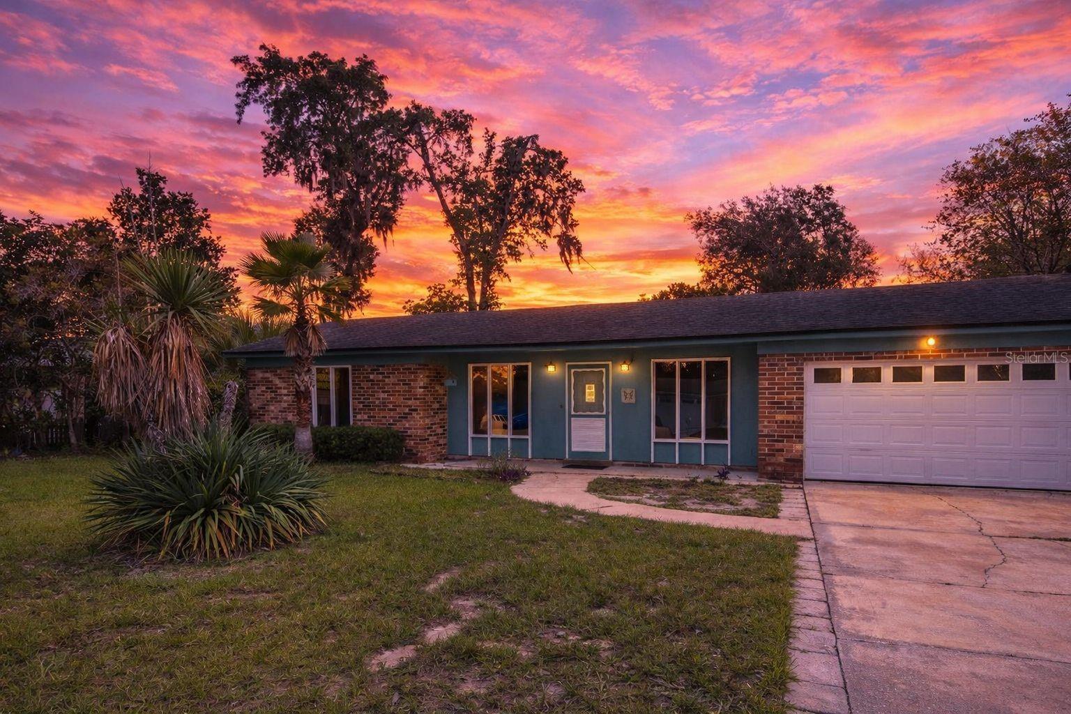3442 Red Oak Cir E Property Photo 1