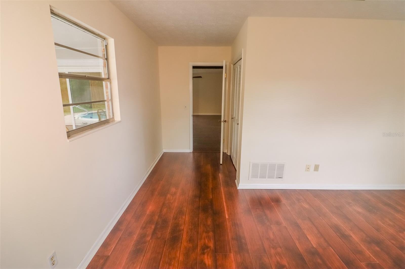 3442 Red Oak Cir E Property Photo 15