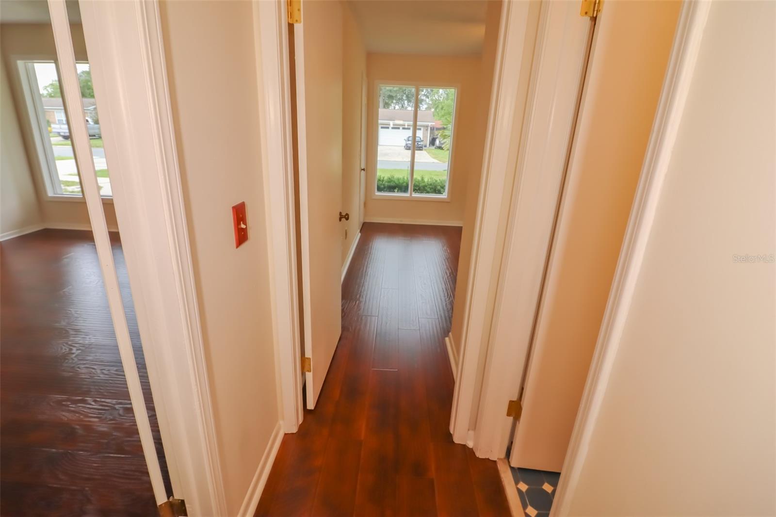 3442 Red Oak Cir E Property Photo 20